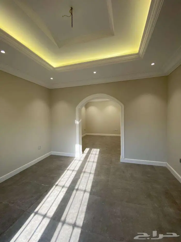 شقة للايجار بحي الربوه مكونة من 5 غرف 13