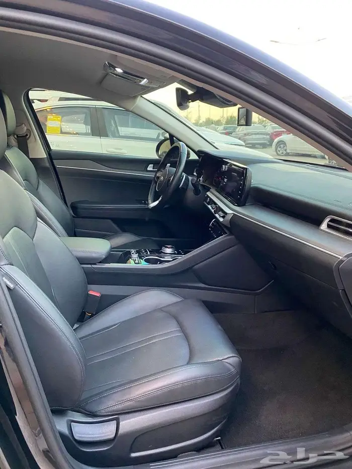 كيا اوبتيما مستورد بنزين موديل 2021 4 سلندر 2.0 CC 7