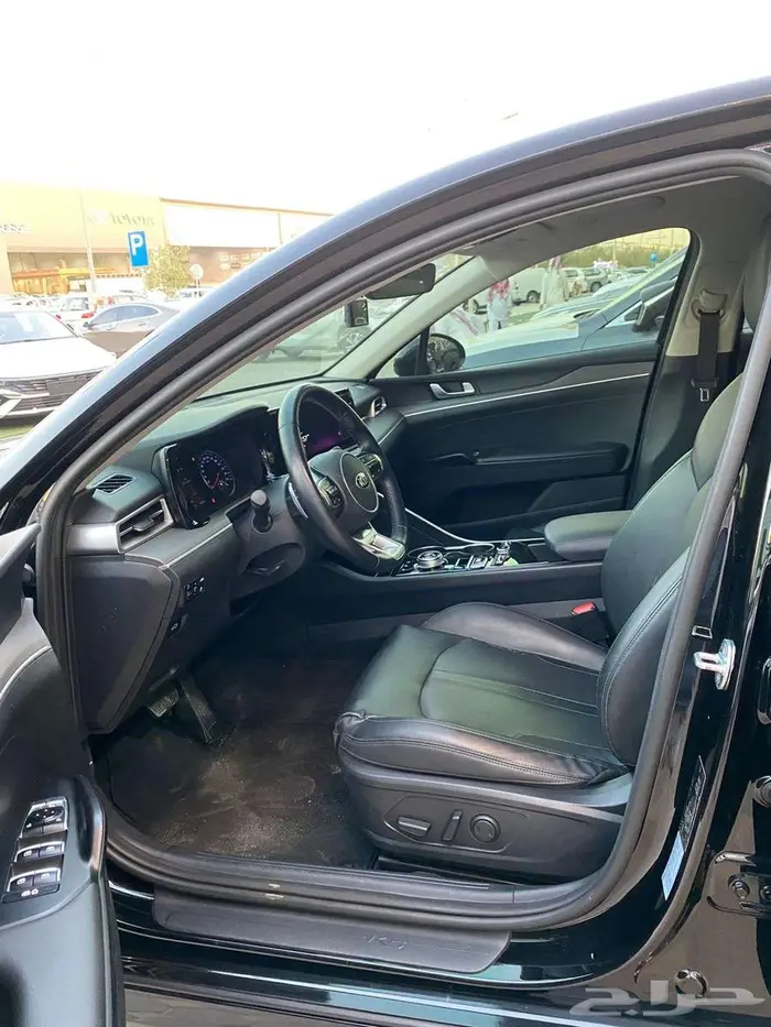 كيا اوبتيما مستورد بنزين موديل 2021 4 سلندر 2.0 CC 9