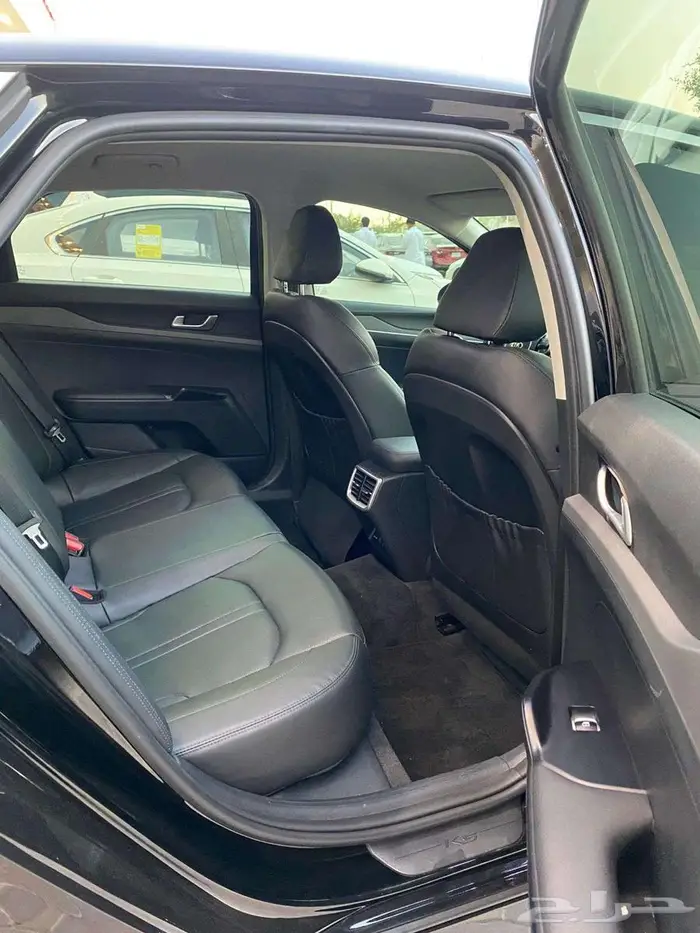 كيا اوبتيما مستورد بنزين موديل 2021 4 سلندر 2.0 CC 18