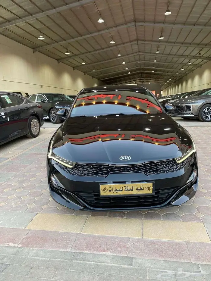 كيا اوبتيما مستورد بنزين موديل 2021 4 سلندر 2.0 CC 2