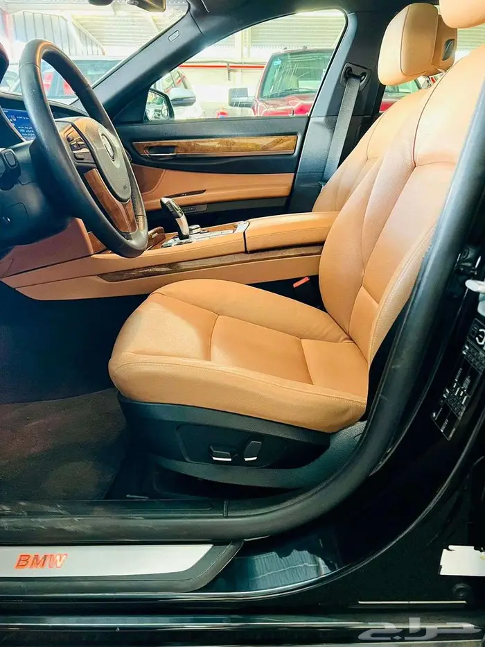 عرض خاص-bmw740 الفئة السابعة 2012-(كاش) 19