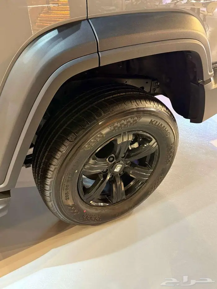 تانك 300 عروض حصرية لدى سفنز 11