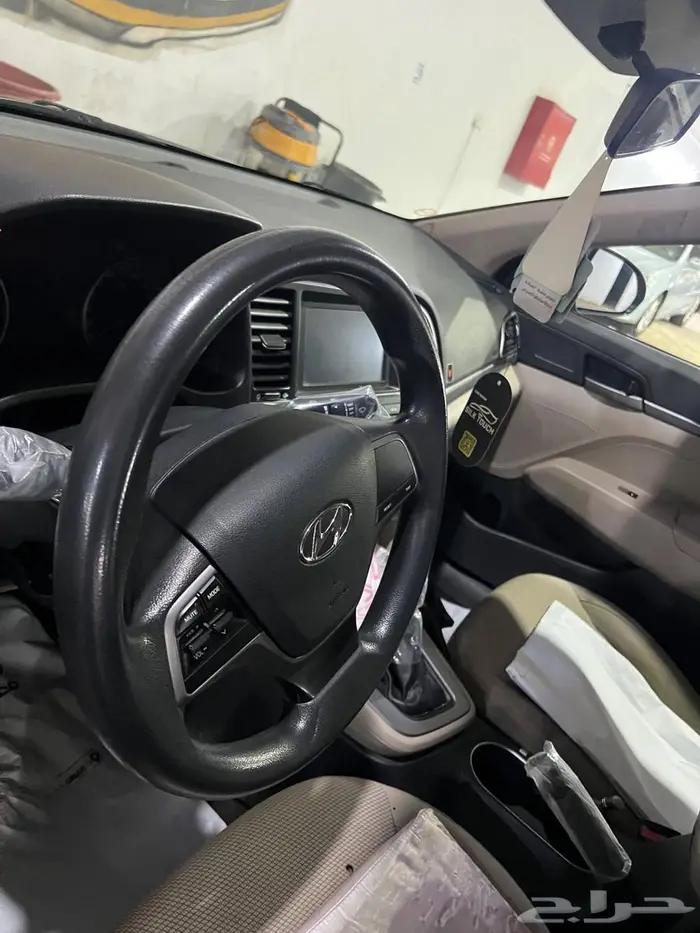 هونداي إلنترا للبيع 11