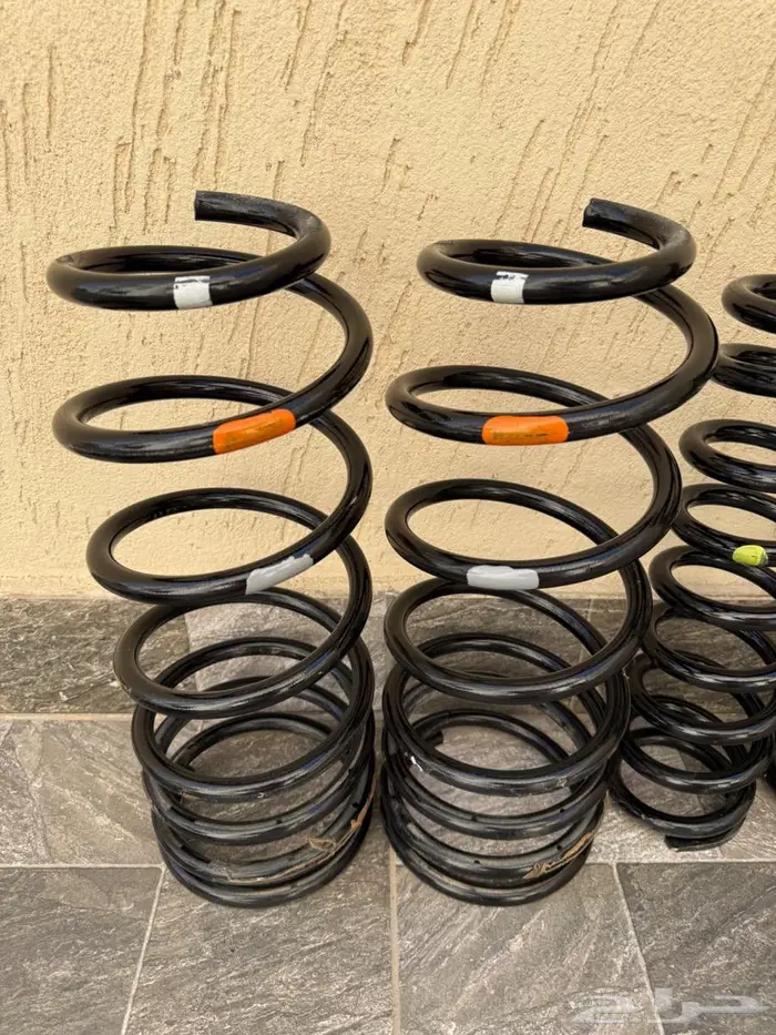 يايات ومساعدات وكالة لاندكروزر 2024 ياي 2