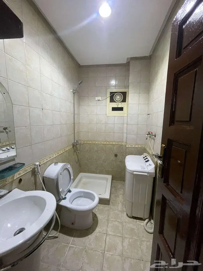 شقة مفروشة للإيجار شهري و سنوي في جدة حي السلامة 6