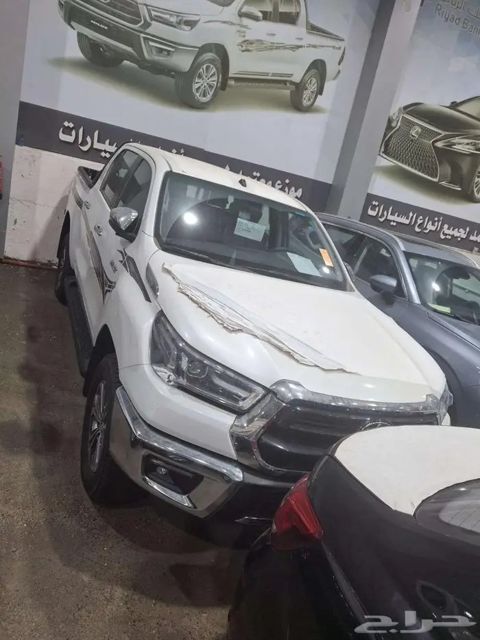 تويوتا هايلكس S-GLX قير عادي بنزين 2025 3