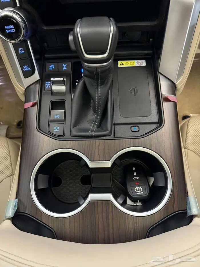 تويوتا لاند كروزر2024 GX-R 20