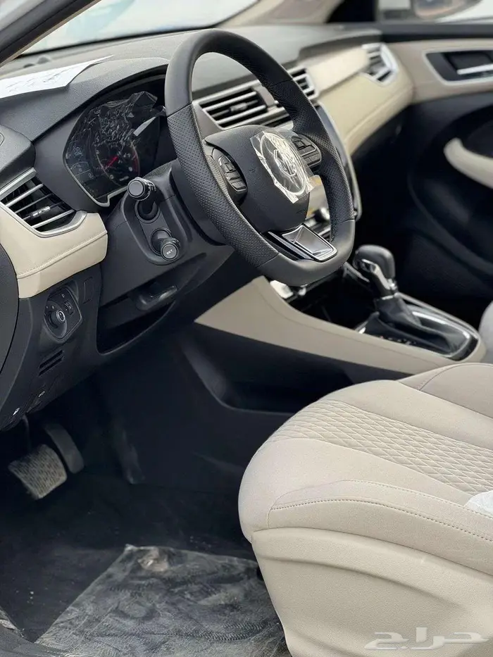 ام جي 5 كمفورت نص فل موديل 2024 8