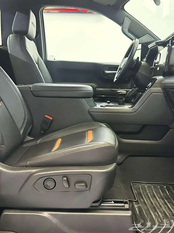 جي ام سي سييرا AT4 2023 23