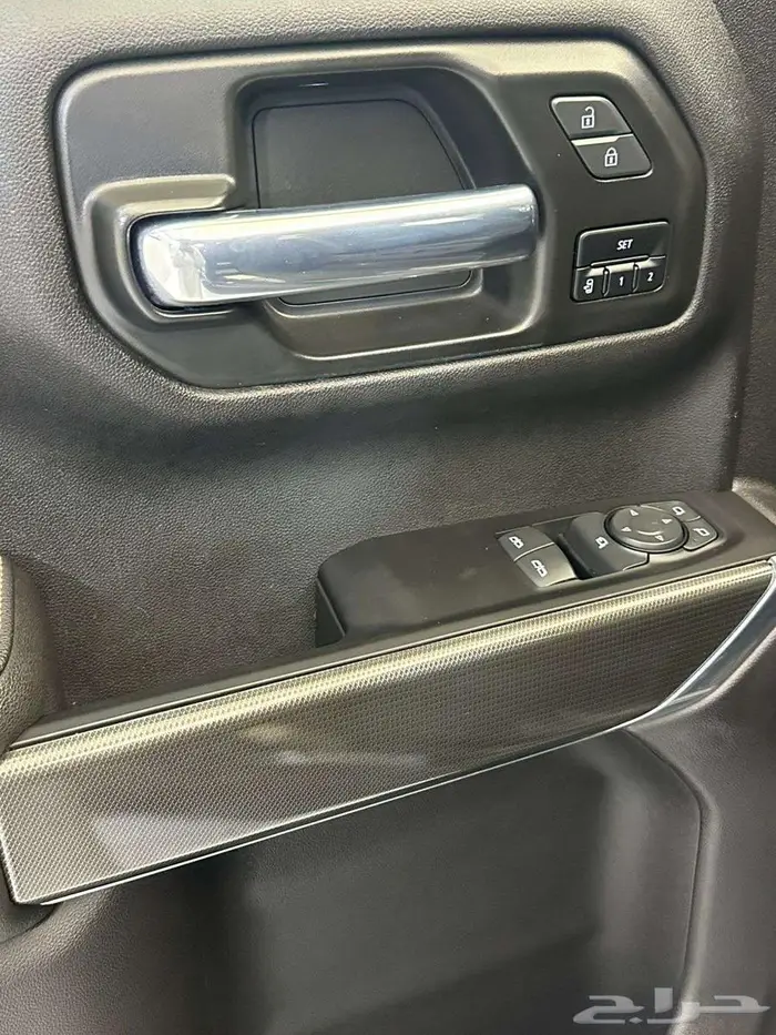 جي ام سي سييرا AT4 2023 24