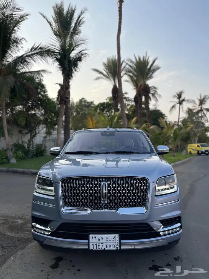 لنكون نافيقيتور اعلى فئة برزنتيشن رئاسي موديل 2019 0