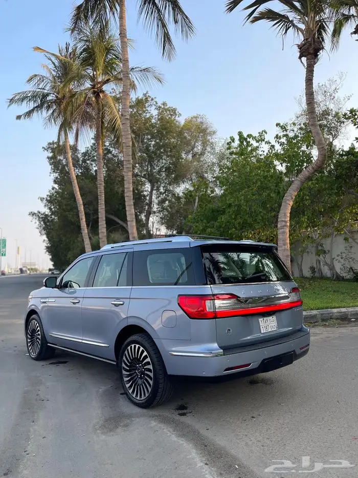 لنكون نافيقيتور اعلى فئة برزنتيشن رئاسي موديل 2019 12