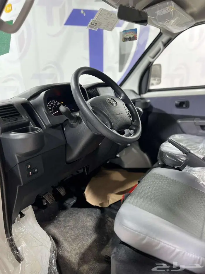 تويوتا لايت اس عادي بنزين 2025 9