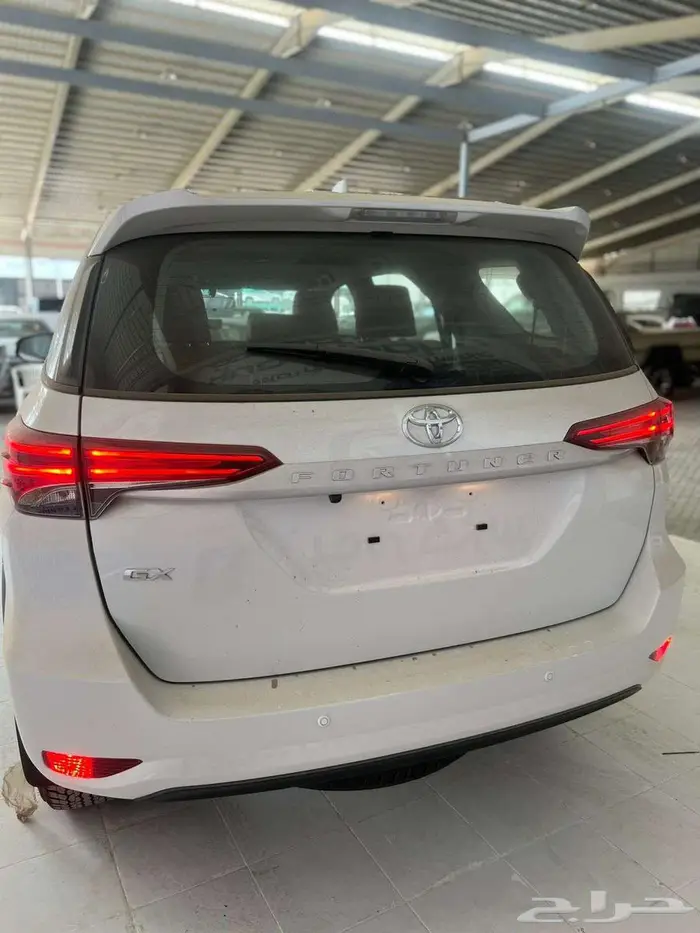 تويوتا فورتشنر GX2 بدون دبل بنزين 2025 3