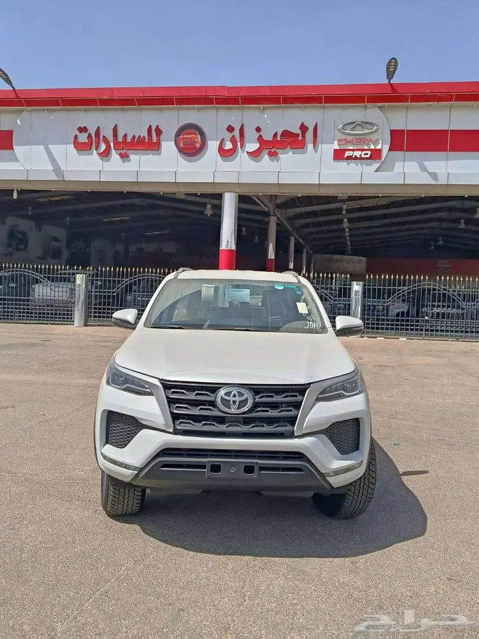 تويوتا فورشنر بنزين دبل 2025 اقل الاسعار 0