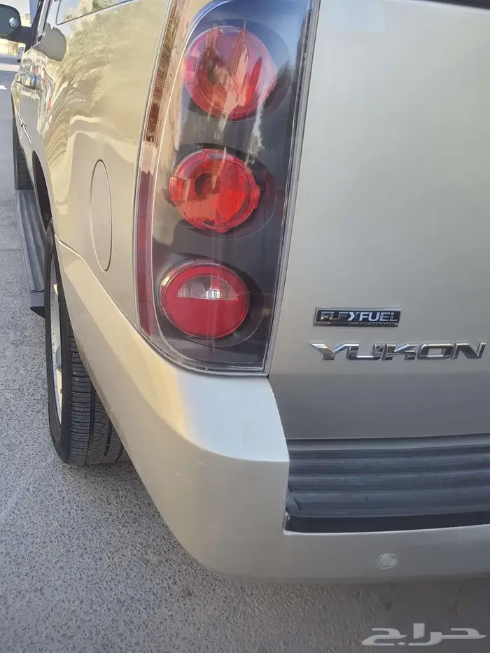 يوكن XL 2009 SLT 2