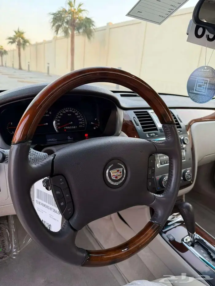 كاديلاك DTS نظيف جدا وكاله 77