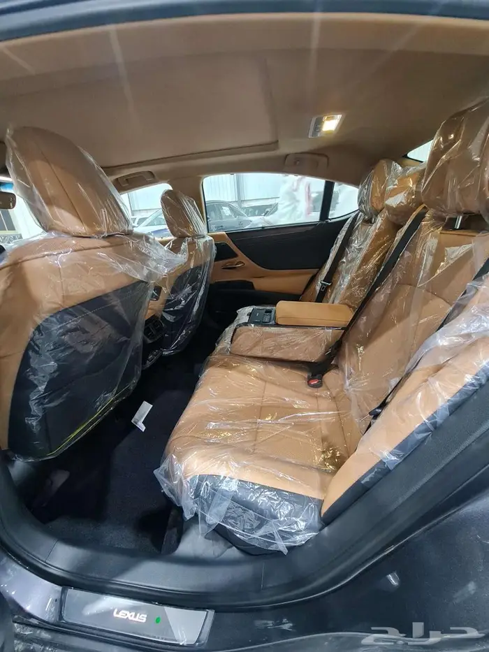 لكزس ES 350 dd فل كامل 2025 السعر 264900 12