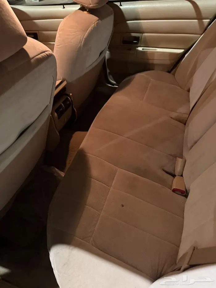 فورد كروان فكتوريا 2010 6