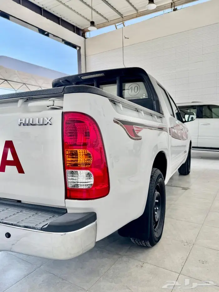 هايلوكس 2010 ممشئ قليل 6