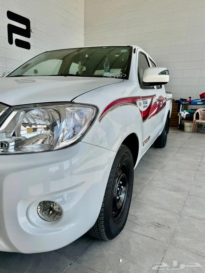 هايلوكس 2010 ممشئ قليل 4