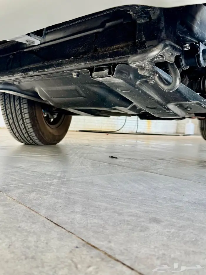 هايلوكس 2010 ممشئ قليل 33