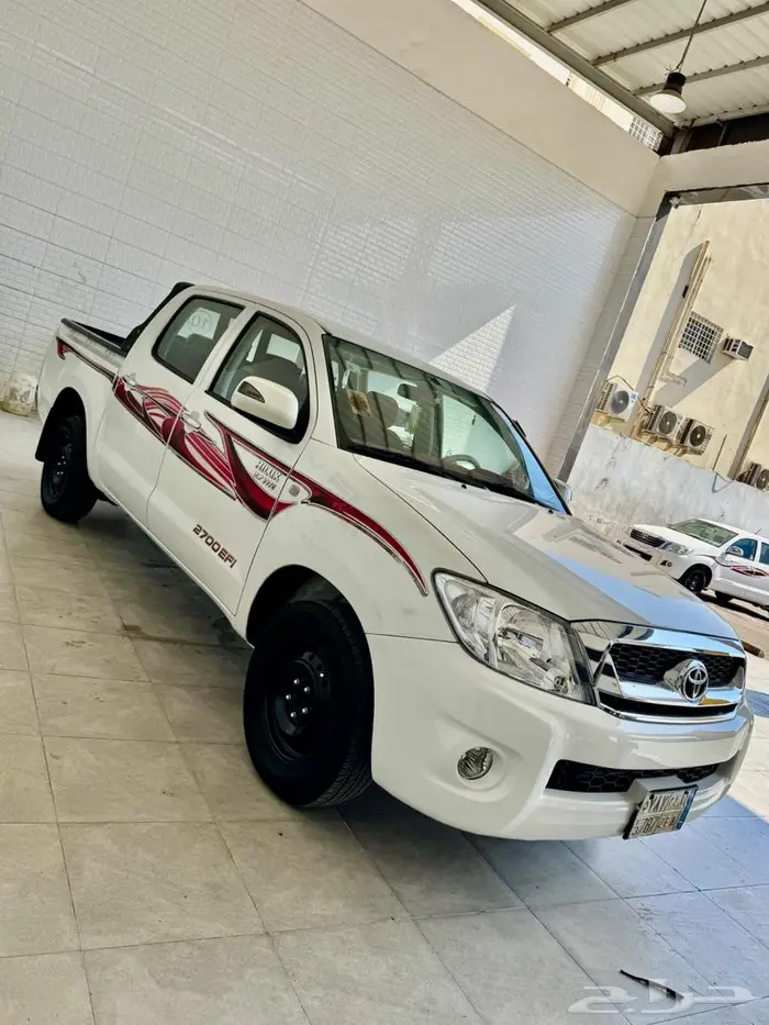 هايلوكس 2010 ممشئ قليل 1