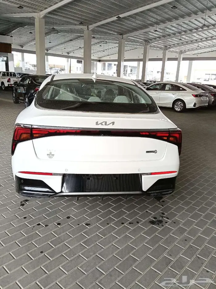 كيا K5 استاندر م 2025 - سعودي 4