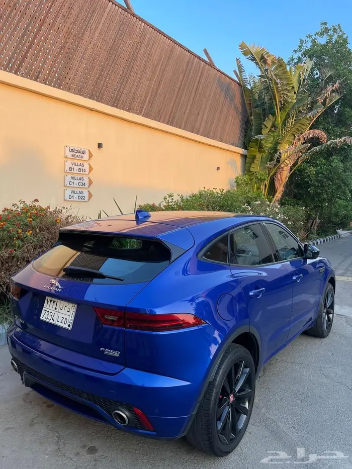 جاكوار E-Pace P250 R-Dynamic 3