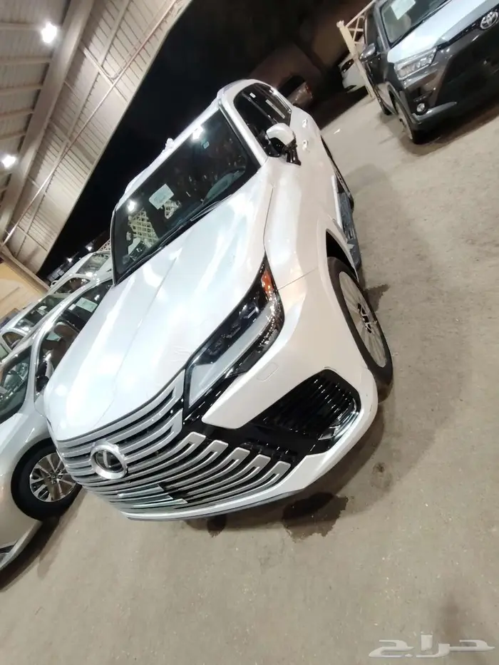 لكزس 600.BB موديل 2024 حبه فقط بنزين 6