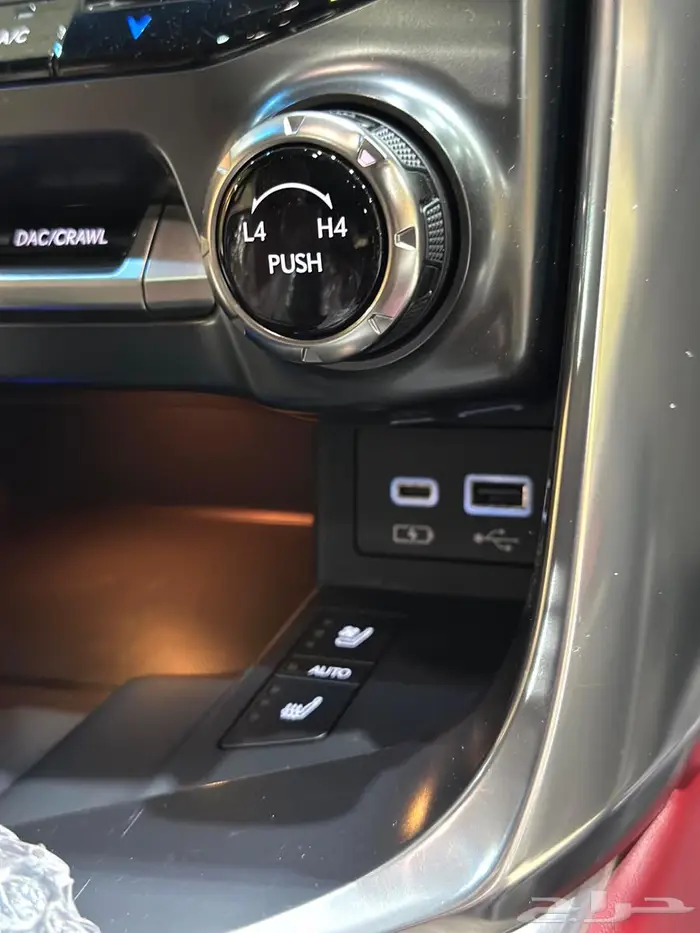 لكزس 2024 LX600 فئة اف سبورت عبداللطيف جميل. 21