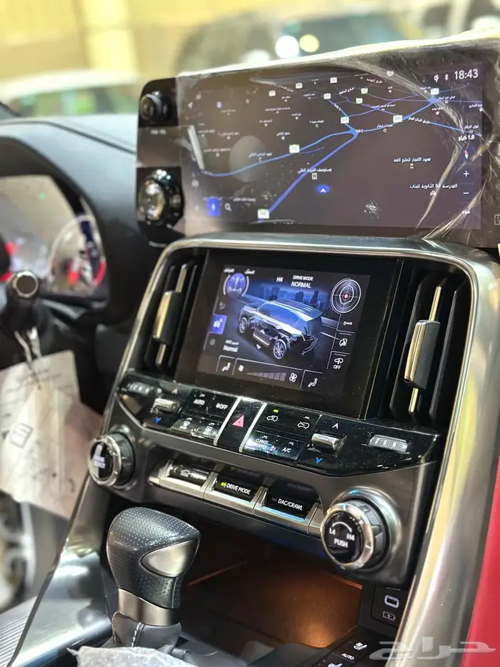 لكزس 2024 LX600 فئة اف سبورت عبداللطيف جميل. 17