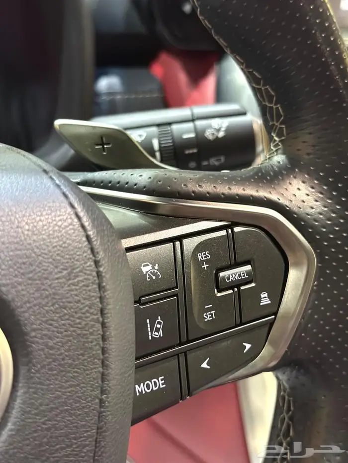 لكزس 2024 LX600 فئة اف سبورت عبداللطيف جميل. 28