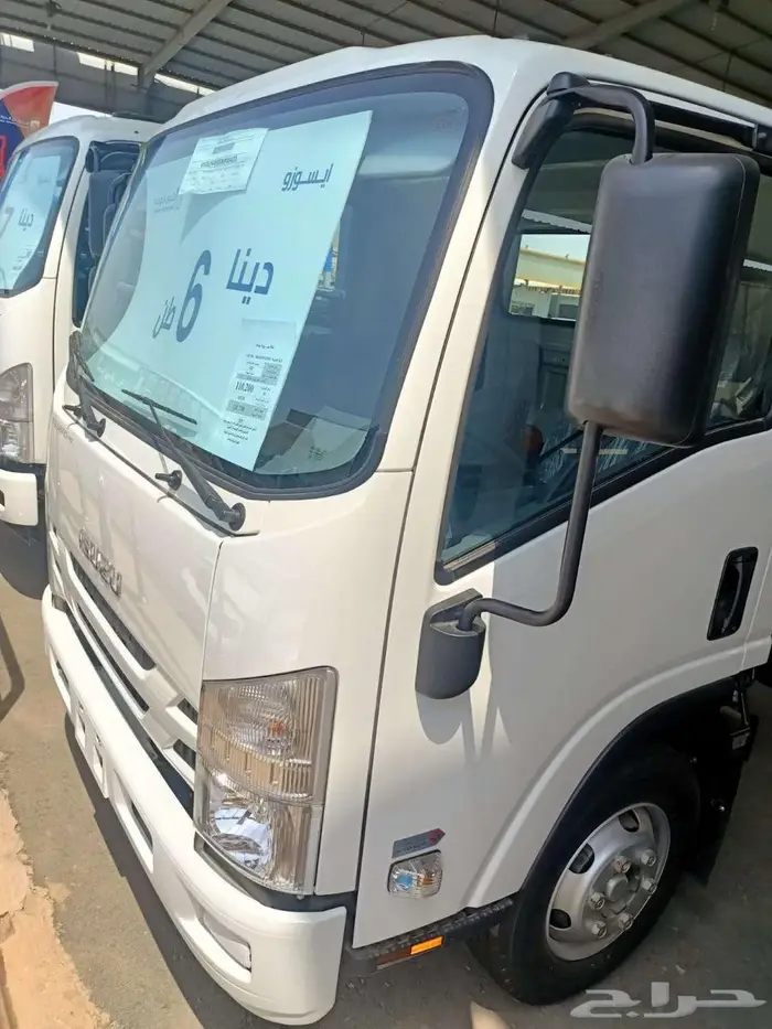 ايسوزو دينا 6 طن شاص 6.10 م يابانى 6