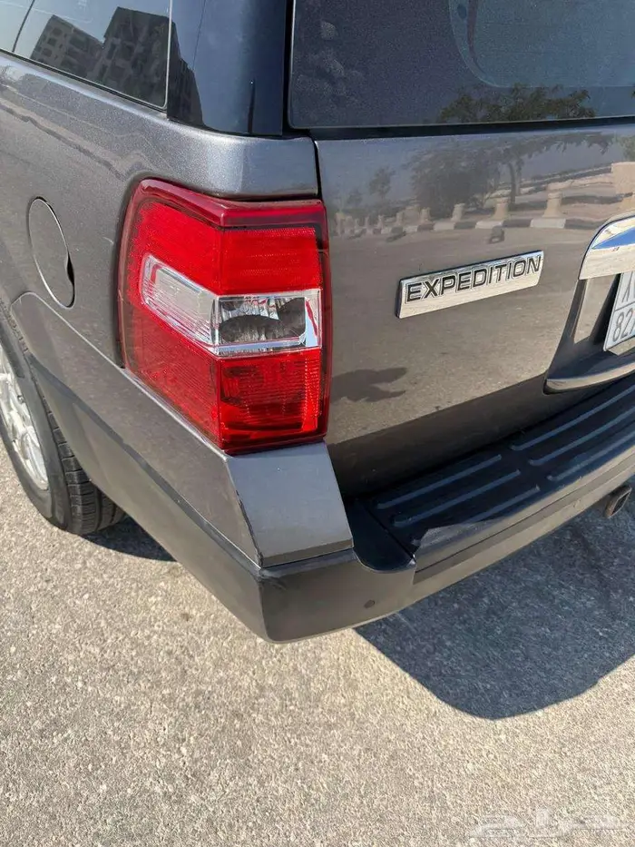 فورد اكسبيدشن 2013 23