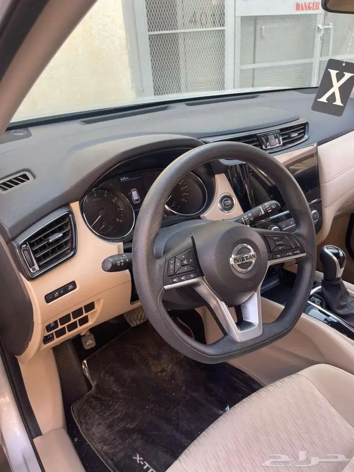 سيارة نيسان اكس تريل سبع مقاعد فئة S ممشي 47 ألف موديل 2021 1