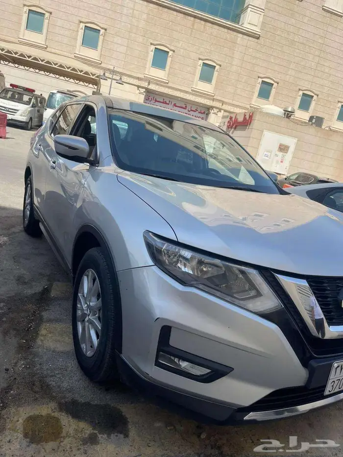سيارة نيسان اكس تريل سبع مقاعد فئة S ممشي 47 ألف موديل 2021 7