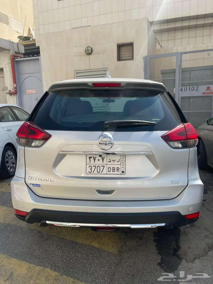 سيارة نيسان اكس تريل سبع مقاعد فئة S ممشي 47 ألف موديل 2021 6
