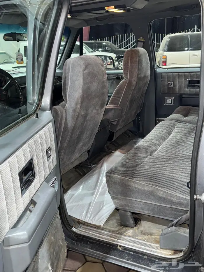 جمس موديل 1990 مخزن 13