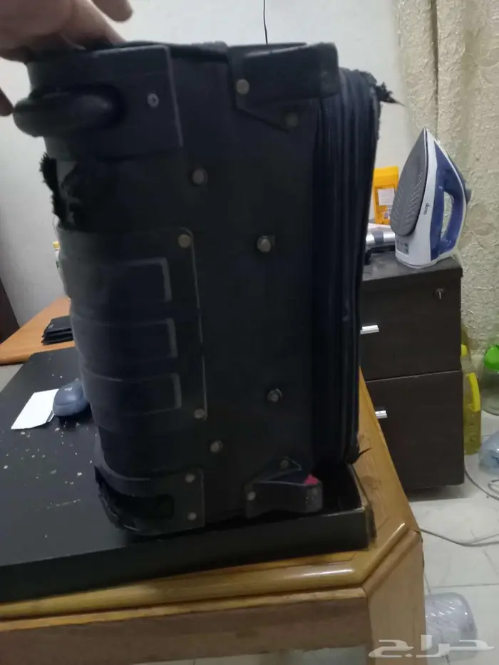 شنطه سفر مستعمله مقاس 24 6