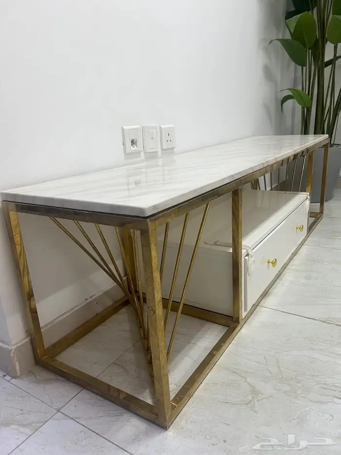 طاولة تلفزيون رخام اصلي طولها( 160سم ) 2