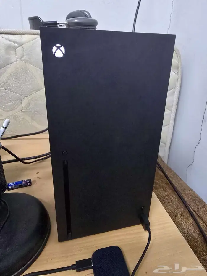 سيريس اكس حالة ممتازة مع يد احترافية 1