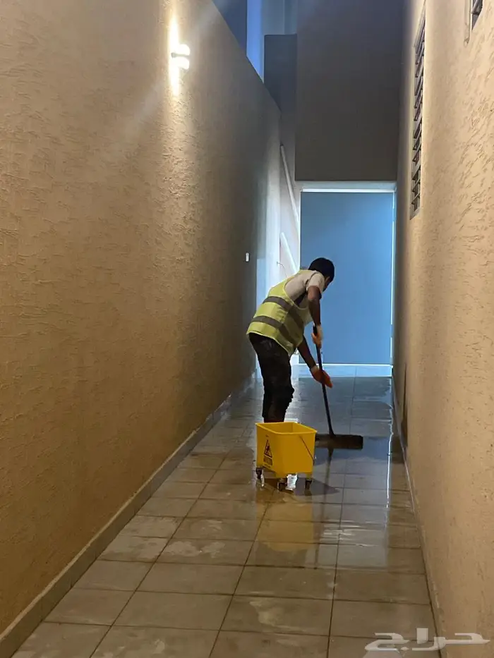 شركة خدمات تنظيف ممرات وسلالم واسطح 2