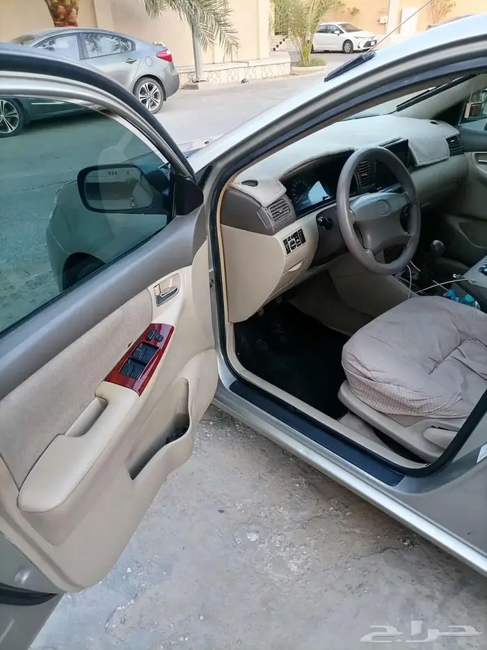 للبيع كورلا 2004 4