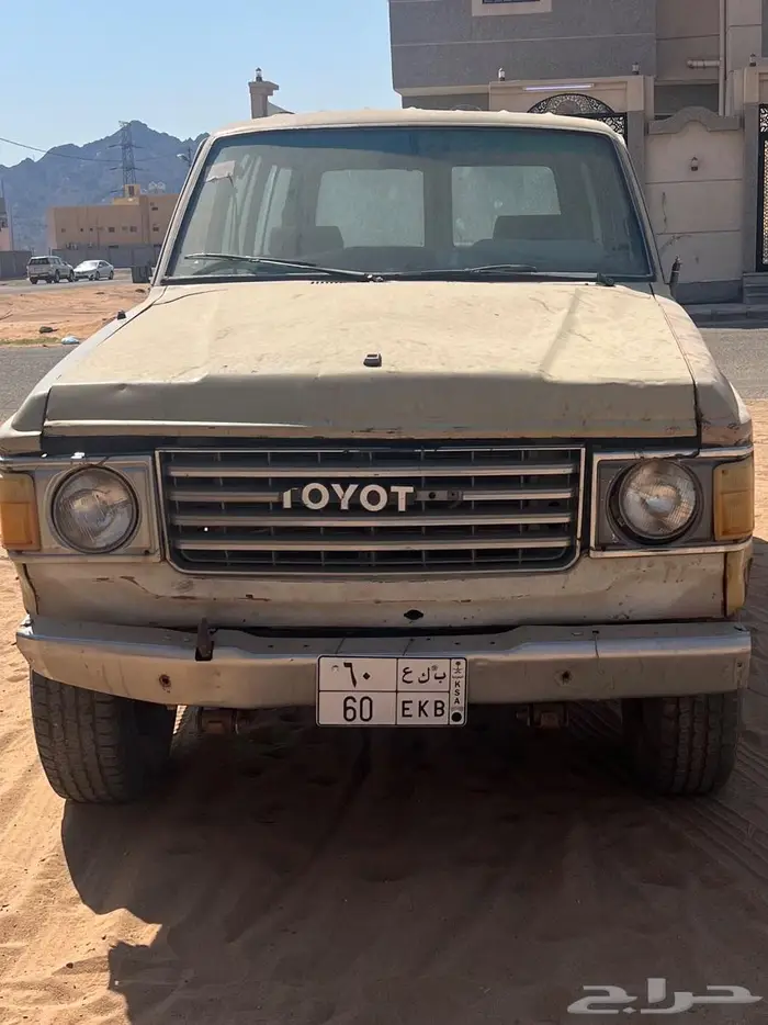 جيب 84 للبيع مكينه وقير شرط 0