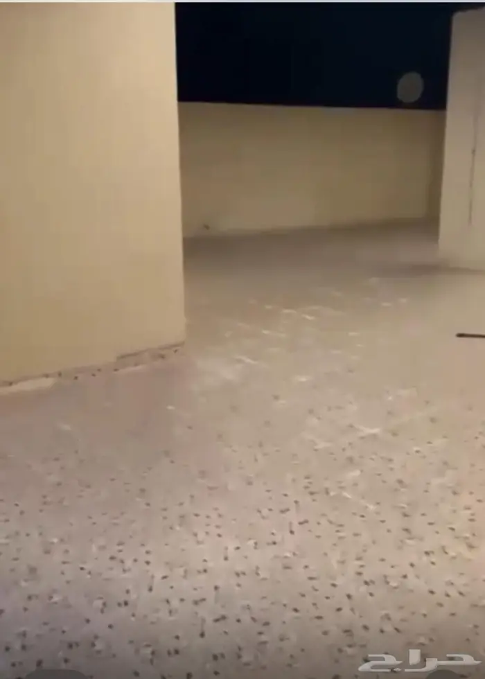 ملحق مع سطح مستقل الوسام 3 9