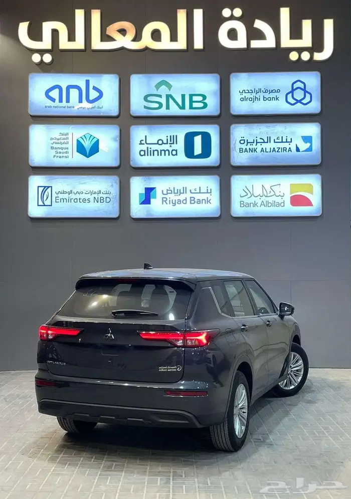 ميتسوبيشي اوتلاندر ستاندر 5 راكب 2025 3