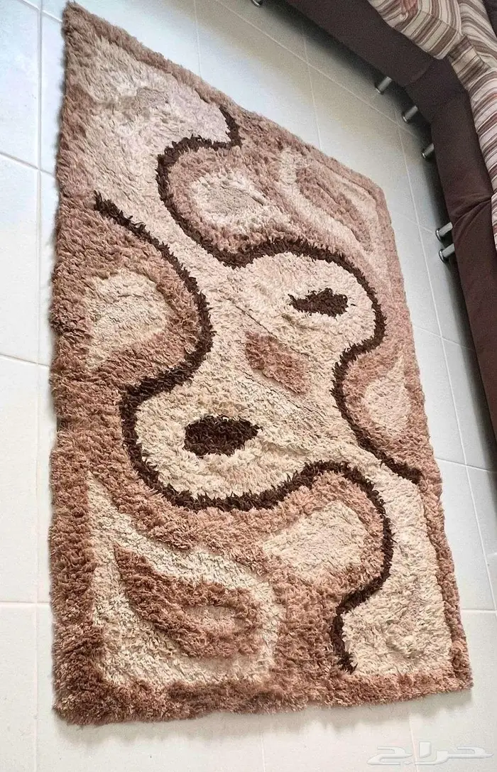 سجادة نظيفة مستعملة للبيع 2