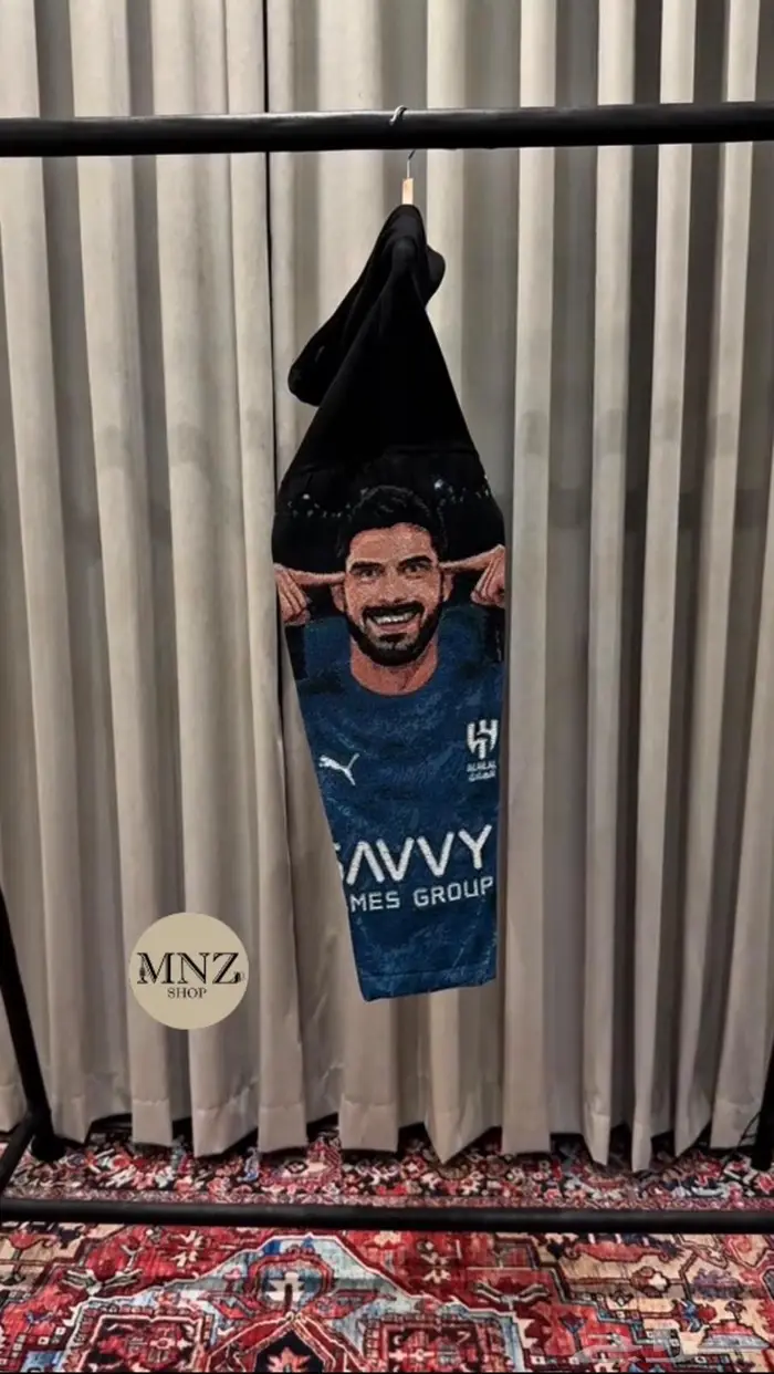 بلوفر نيفيز تطريز للاكمام 0